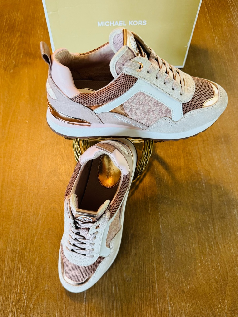 Women’s Michael Kors Wilma Trainers Suede Soft Pink - Picture 1 of 8